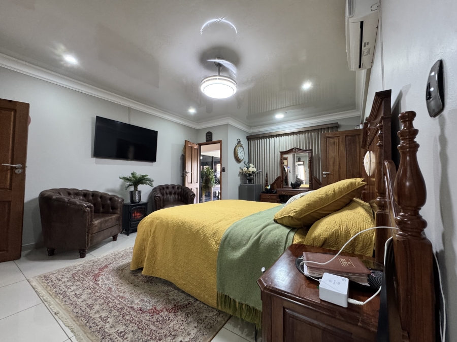 4 Bedroom Property for Sale in Wilkoppies North West